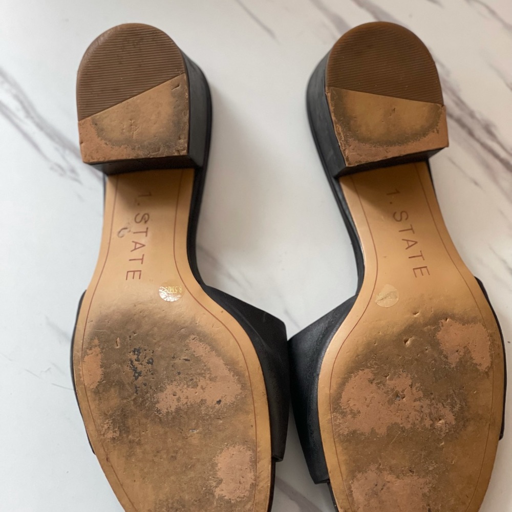 1 State Sandals - Picture 3 of 3